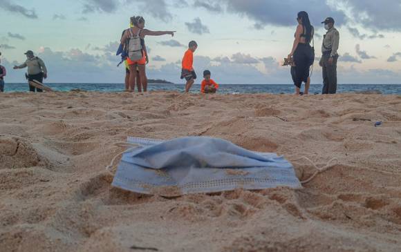 Muchos de estos elementos están siendo arrojados a las playas y océanos afectando seriamente el medio ambiente. Foto: Juan Antonio Sánchez Ocampo