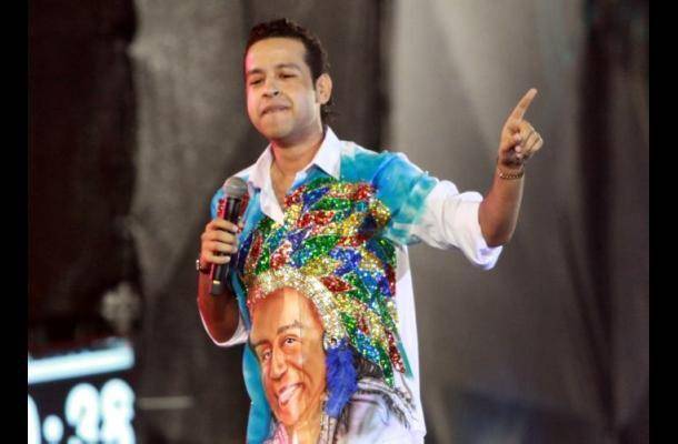 El video, grabado minutos antes del accidente que le costó la vida a Martín Elías, lo muestra sonriente y cercano con sus seguidores tras su último concierto en Coveñas, Sucre. FOTO: Colprensa