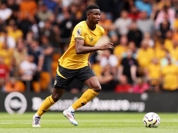 Yerson Mosquera en su debut de Premier League con el Wolverhampton vs. Arsenal. FOTO: PREMIER LEAGUE / Wolverhampton