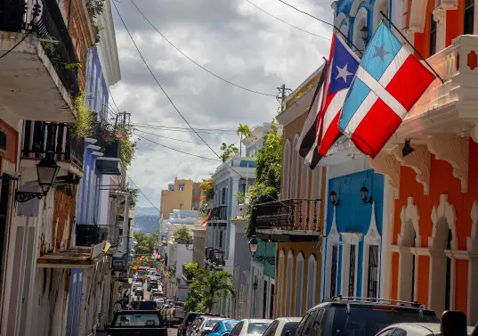Un vuelo sin escalas de Medellín a San Juan Puerto Rico dura más o menos tres horas. Foto Juan Antonio Sánchez.
