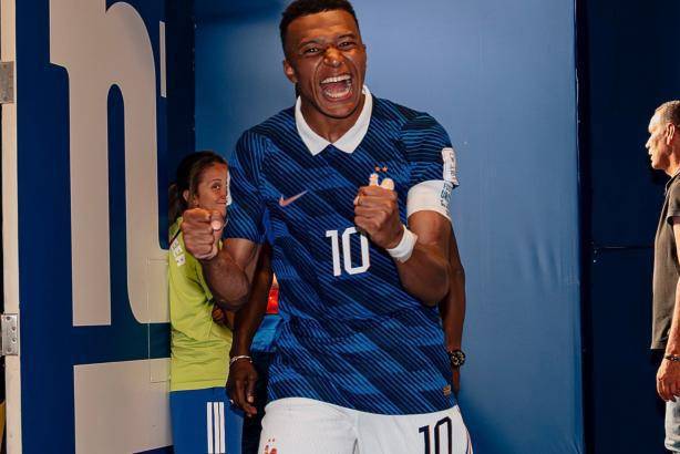 El delantero del Real Madrid, Kylian Mbappé, marcó doblete, entre ellos un golazo de larga distancia, en el debut mundialista de Francia vs. Senegal en el Mundial. FOTO: Tomada de redes sociales @equipedefrance