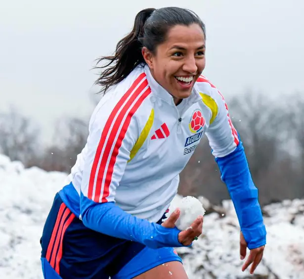 La defensora antioqueña Manuela Vanegas es una de las jugadoras que sería titular con Colombia en el duelo ante Estados Unidos, en New Jersey. FOTO CORTESÍA FCF 