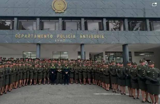 Una explosión sacudió la sede del Comando de Policía de Antioquia en Medellín este domingo. Foto EL COLOMBIANO