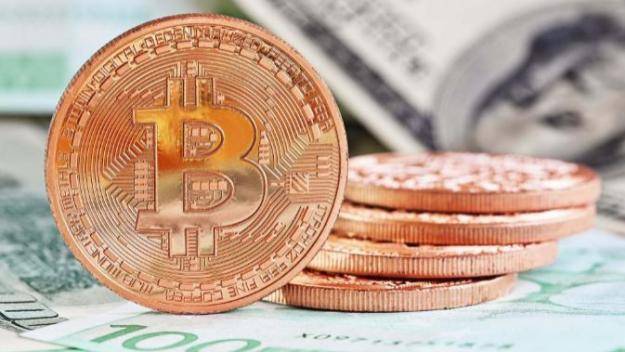 Bitcoin alcanza un máximo histórico de US$116.000