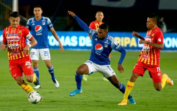 Millonarios venció por la mínima diferencia a Pereira en El Campín y se quedó con el cupo para disputar el repechaje ante el Cali por un lugar en la Copa Sudamericana. FOTO DIMAYOR