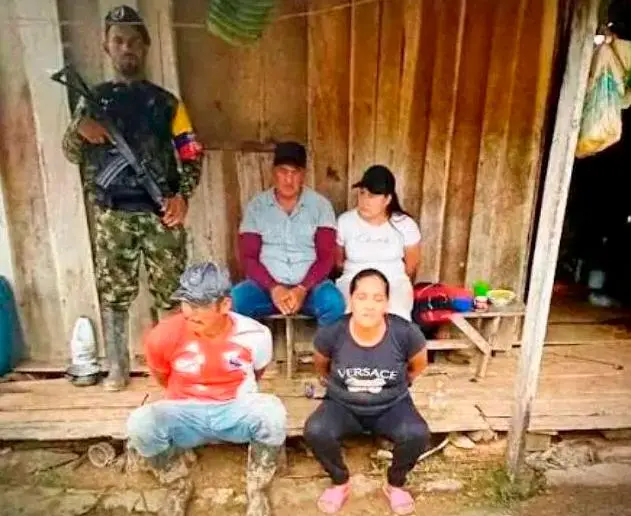 Alias “Chuzo” sería el responsable de la masacre de cuatro personas en Segovia, en junio. Antes les tomaron fotos para extorsionar a sus familiares. FOTO: CORTESÍA