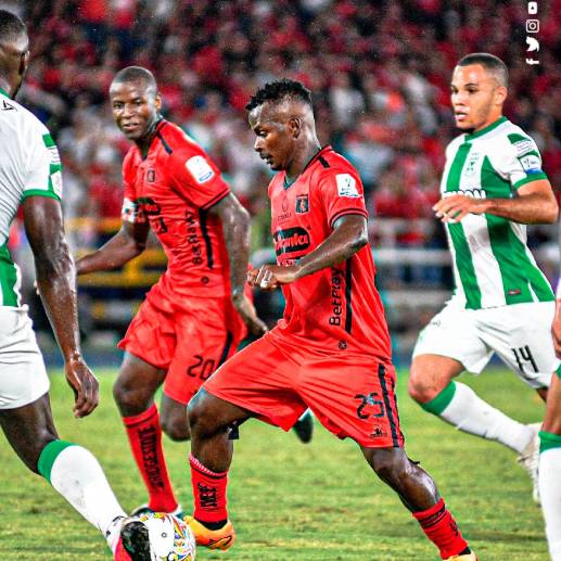 América de Cali es segundo de Liga con 26 puntos, Nacional, tercero con 24. FOTO X @AmericadeCali