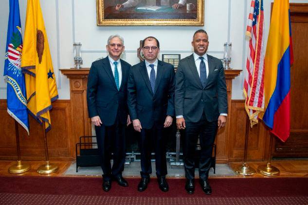 La cita de trabajo se realizó en Washington, DC. Barbosa (centro) y Polite.Jr (derecha). Foto: Cortesía.