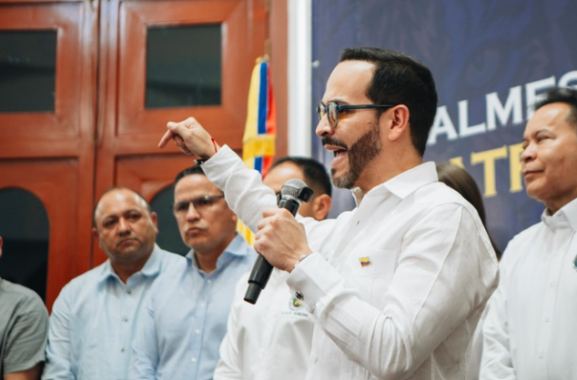 El 8 de agosto, en el marco de los eventos simbólicos, De la Espriella viajará a La Guajira. FOTO: Prensa Abelardo de la Espriella