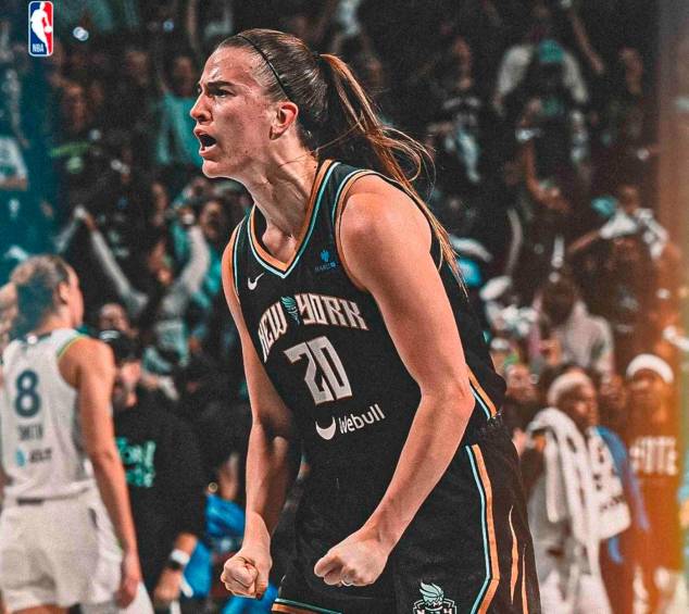 La estadounidense, Sabrina Ionescu lideró su equipo para alcanzar, por primera vez en la historia, el título de la WNBA. FOTO: Tomada de X @NBALatam