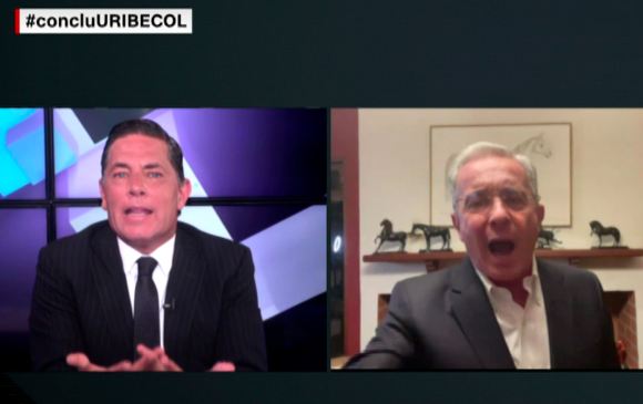 Álvaro Uribe estuvo en el programa “Conclusiones” del canal CNN en Español hablando sobre las marchas que lleva el país desde el 28 de abril pasado. FOTO CNN