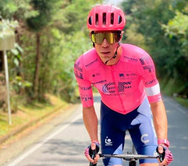 El ciclista antioqueño Rigoberto Urán subió al cuarto puesto de la clasificación general del Tour de Francia. FOTO TOMADA DE EF EDUCATION