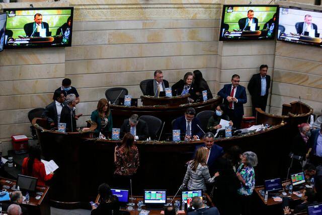 El Senado tuvo que aplazar la discusión de la reforma política para el próximo lunes. FOTO COLPRENSA 