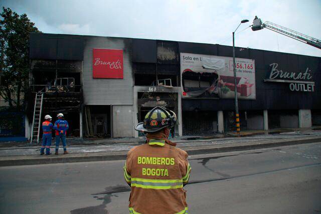 Los bomberos de Colombia harán un plantón el próximo lunes 20 de febrero. FOTO: Colprensa