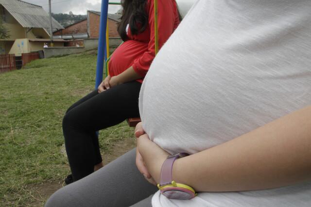 Los embarazos en niñas de 10 a 14 años subieron un 10% en 2021. FOTO: COLPRENSA