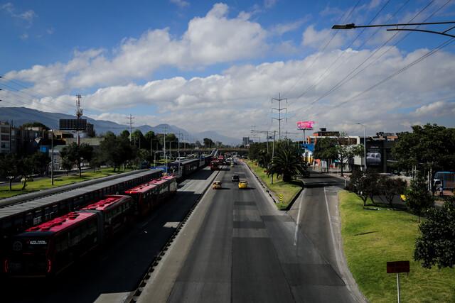 <span class="mln_uppercase_mln">La</span><b><span class="mln_uppercase_mln"> operación, apoyada por organismos multilaterales como la CAF y la IFC, busca reducir la huella de carbono a través de obras de transporte limpio en Bogotá. FOTO: COLPRENSA</span></b>