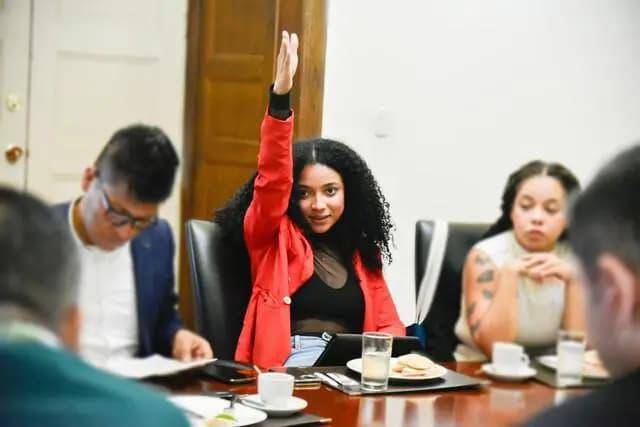 Aunque el presidente Gustavo Petro ordenó formalizar su nombramiento, persisten dudas sobre la validez de su título profesional en la Universidad San José, al no haber presentado las pruebas Saber Pro. FOTO: COLPRENSA