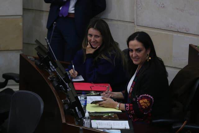 Paloma Valencia se pronunció sobre la salida de María Fernanda Cabal y José Félix Lafaurie del Centro Democrático y aseguró que el partido “no se va a dividir”. FOTO: Colprensa. 