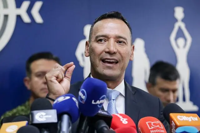 El ministro de Defensa, Pedro Sánchez, se refirió sobre los recientes bombardeos en Arauca y Guaviare. FOTO: Colprensa. 