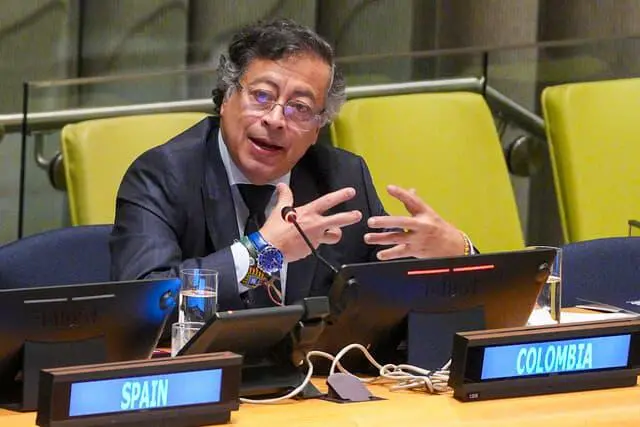 Gustavo Petro, presidente de Colombia, en una nueva polémica tras la publicación del informe financiero de la Unidad de Información y Análisis Financiero (UIAF). FOTO: AFP.