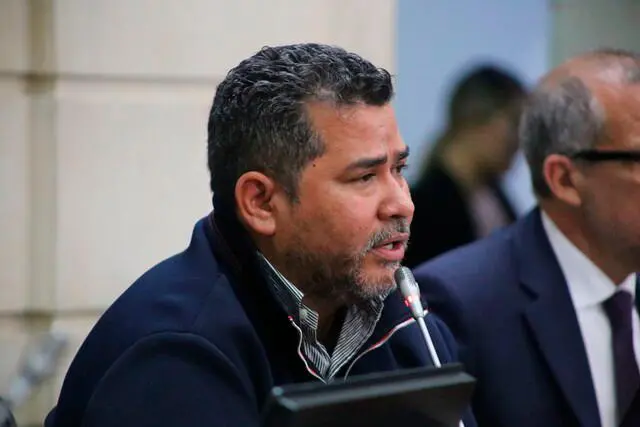 Chacón es oriundo de Cúcuta, en Norte de Santander. Hace parte del Partido Liberal e integra la Comisión Primera. FOTO: COLPRE
