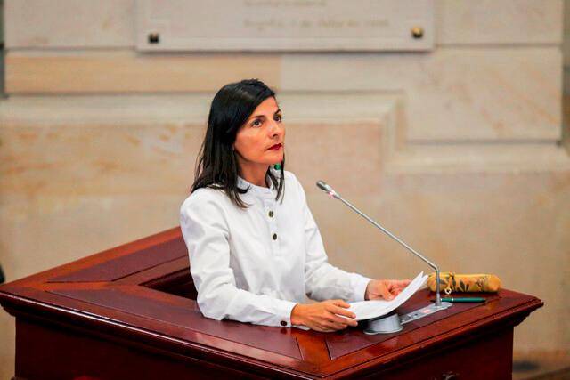 La ministra de Minas y Energía, Irene Vélez, enfrentará el debate de moción de censura en su contra el próximo 23 de noviembre. FOTO: Colprensa