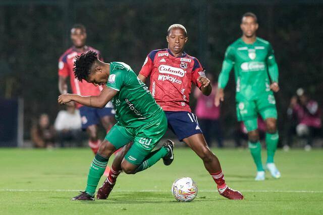La llegada de destacados jugadores no se ha visto reflejada en el terreno de juego este semestre. FOTO: COLPRENSA. 