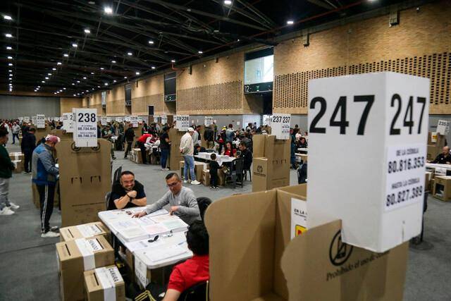 En el proceso ya se evidencian cambios frente al preconteo, con ajustes en la distribución de curules entre los partidos. FOTO: COLPRENSA-REFERENCIA