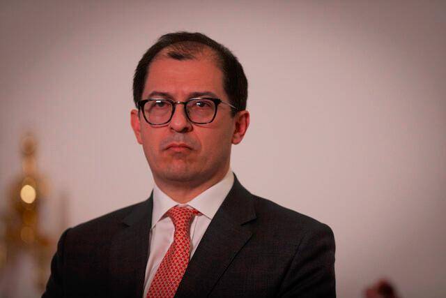 El fiscal Francisco Barbosa es señalado de tener empleadas contratadas por la Fiscalía haciendo labores de aseo en su “casa”. La Fiscalía desmiente esa acusación. FOTO: Colprensa
