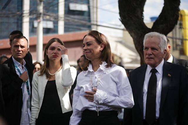 En medio de sus primeras palabras tras el magnicidio a Miguel Uribe, su María Claudia Tarazona se refirió al Gobierno de Gustavo Petro, la postura de la familia ante el gabinete del presidente, entre otros temas. FOTO: COLPRENSA