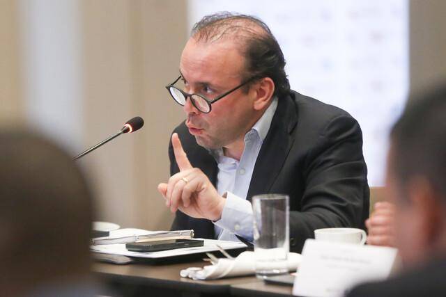 El ataque terrorista que cobró la vida de seis personas en Cali llevó al alcalde Alejandro Éder a militarizar la ciudad. FOTO: COLPRENSA