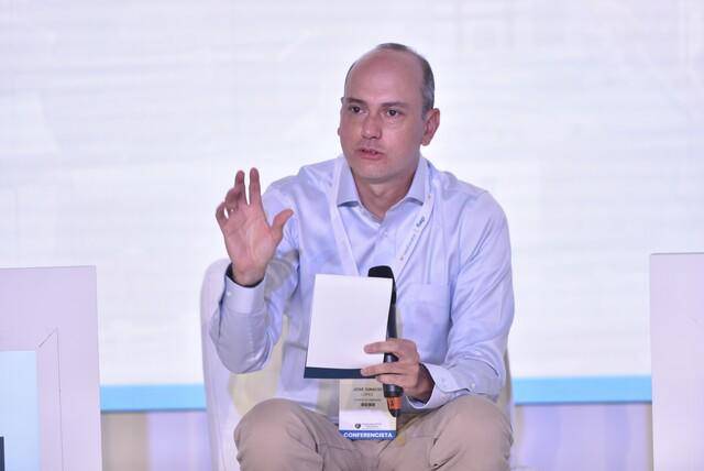 José Ignacio López.