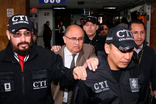 Audiencia de imputación de cargos contra Fabio Augusto Martínez Lugo, fiscal señalado de hacer parte de las denominadas chuzadas a Asociación Colombiana de Aviadores Civiles (ACDAC). FOTO Colprensa - Álvaro Tavera