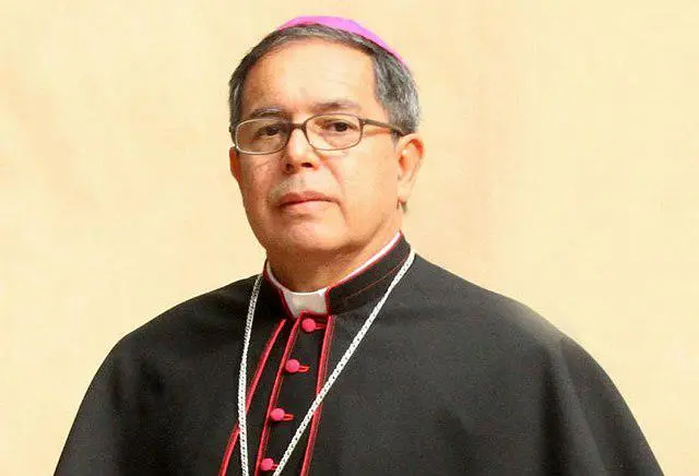 Luis José Rueda Aparicio es cardenal del Vaticano desde 2023, fue designado por el papa Francisco en una ceremonia en la Plaza de San Pedro. Tiene 62 años y nació en el municipio de San Gil, Santander. FOTO: cortesía