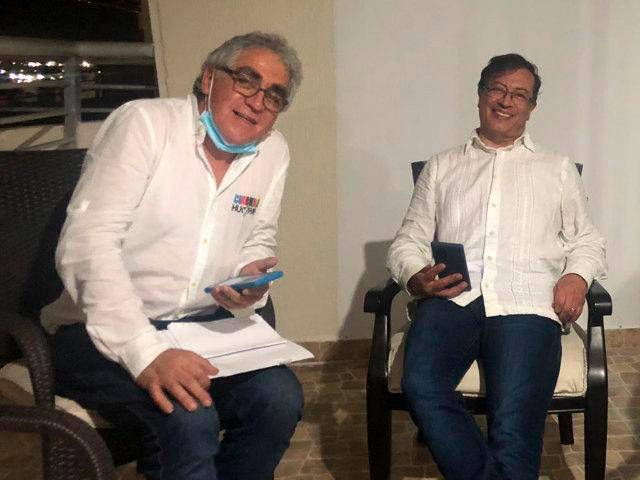 Augusto Rodríguez y el presidente Gustavo Petro comparten una estrecha amistad desde que ambos fueron militantes del M19. FOTO: COLPRENSA