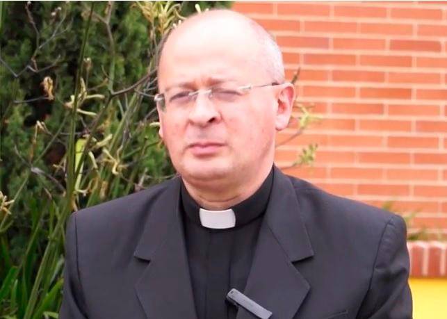 El padre Suárez se ordenó sacerdote en el año 2000. Foto: Cortesía