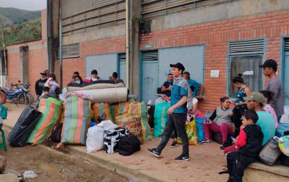 Cerca de 55 familias han tenido que salir desplazadas de sus viviendas en la vereda La Ceiba de Argelia, Cauca. FOTO COLPRENSA