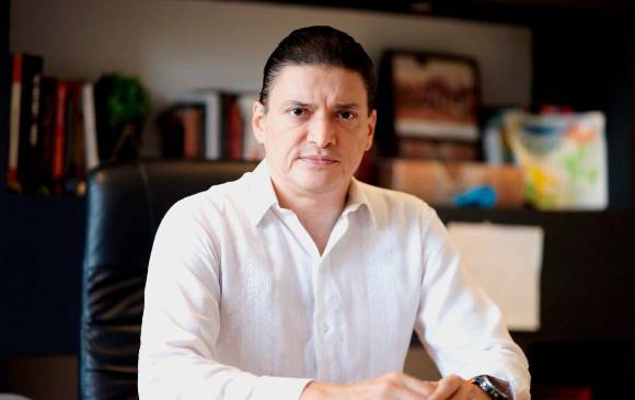 José Crissien, nuevo ministro de Ciencia y Tecnología, reemplazó a Mabel Torres. FOTO Colprensa.