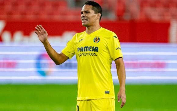 El colombiano Carlos Bacca no continuará en el Villarreal la próxima temporada tras cuatro campañas en el equipo castellonense. FOTO TOMADA @VILLARrEAL