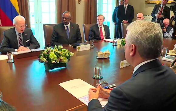 El presidente Iván Duque y su homólogo estadounidense Joe Biden en su primera reunión oficial en la Casa Blanca. FOTO: CORTESÍA. 