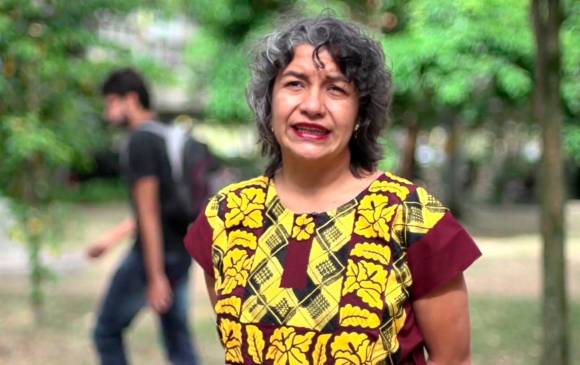 El ataque con arma cortopunzante contra la profesora Sara Fernández se registró en marzo pasado en Medellín. FOTO CORTESÍA UNIVERSIDAD DE ANTIOQUIA