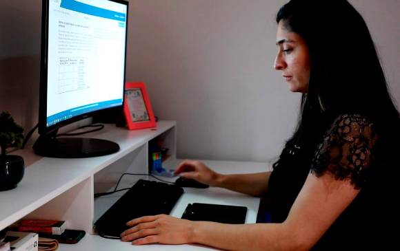 Cerca de 20 mil estudiantes presentarán la prueba bajo la modalidad electrónica y en sitio. FOTO COLPRENSA 