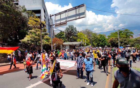 Las personas que se concentraron en el Parque de los Deseos iniciaron su marcha pasando por Barranquilla hasta llegar a Punto Cero. Foto: Manuel Saldarriaga