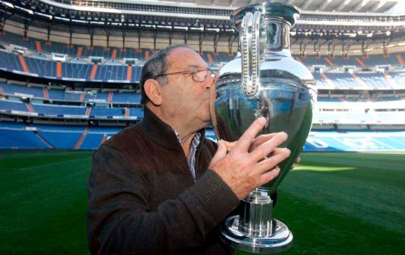 El exjugador del Real Madrid, Francisco Gento, internacional español, único en el mundo con seis Copas de Europa, murió a los 88 años de edad. FOTO TOMADA @REALMADRID