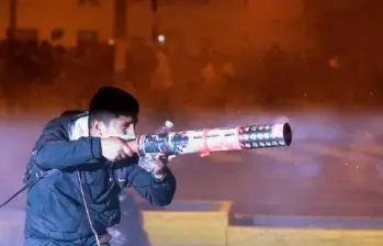 Un colectivo juvenil llamado Generación Z está a la cabeza de las protestas en Perú. FOTO: AFP.