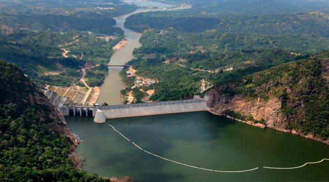 El embalse Topocoro de 7.000 hectáreas aproximadamente, almacena 4.800 millones de metros cúbicos de agua. FOTO cortesía Isagén