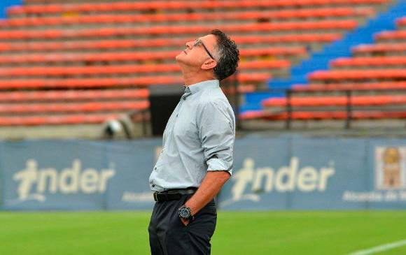 El técnico Juan Carlos Osorio durante uno de los partidos del América este semestre. FOTO DIMAYOR