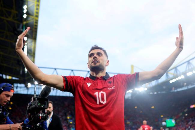 Video: Nedim Bajrami, de Albania, marcó el gol más rápido en la ...