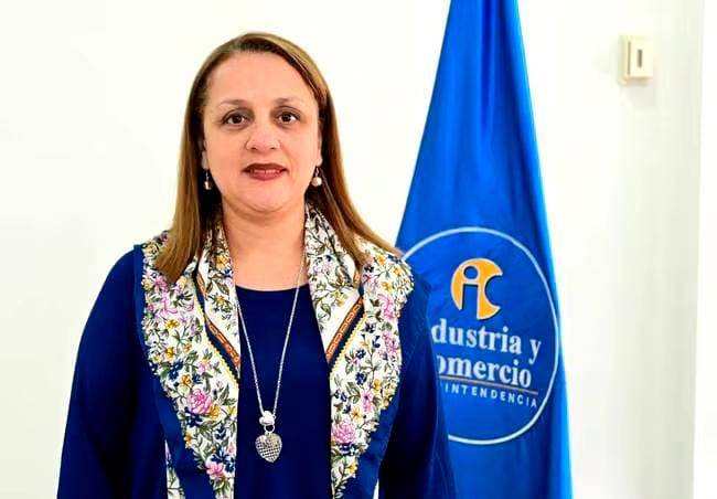 María del Socorro Pimienta, exsuperintendente de Industria y Comercio, presentó una tutela contra la SIC, el Mincomercio y Presidencia luego de haber sido declarada insubsistente para ejercer su cargo. FOTO CORTESÍA