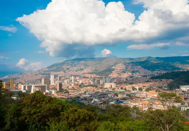 Medellín, tejido de historias en las montañas